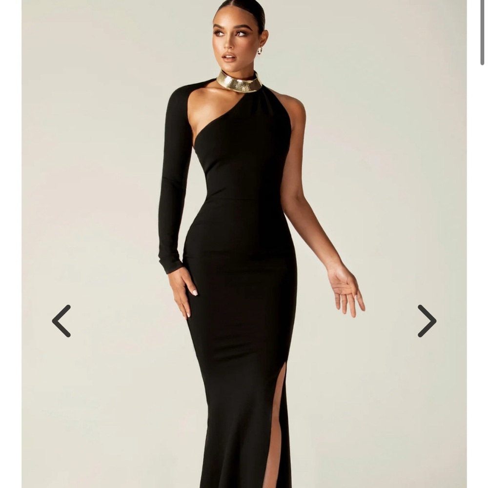 Lilux One Shoulder Modern Maxi Dress (Black)